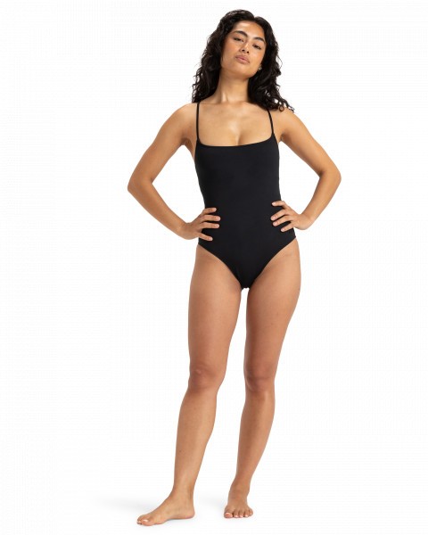 ./ //    Beach Classics Strappy OP