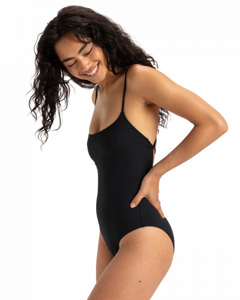 ./ //    Beach Classics Strappy OP