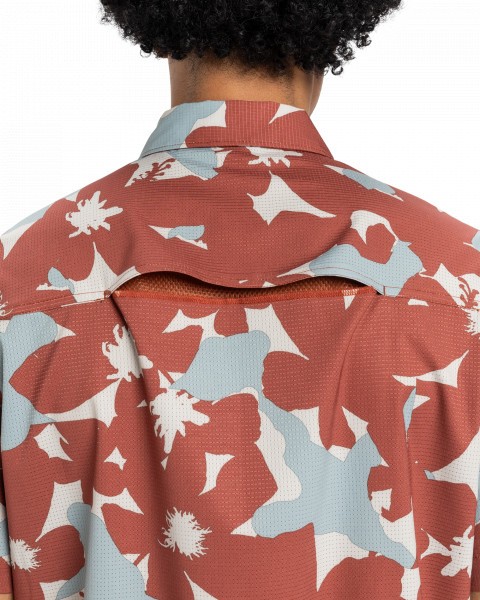 .//,   / HANDTMAN SS SHIRT