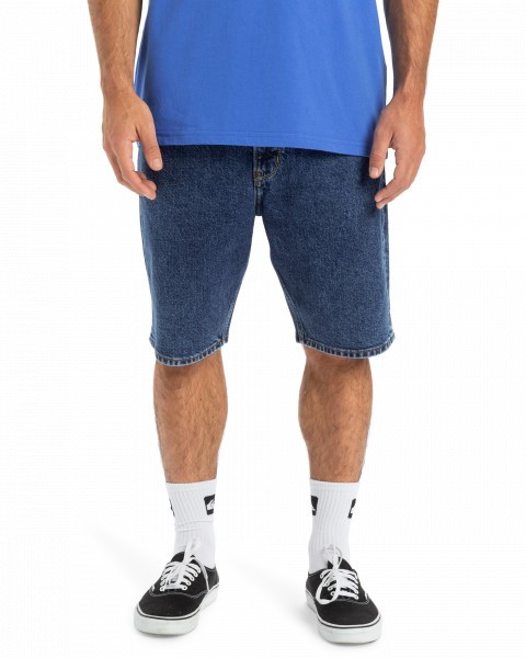 ./  //    Aqua Cult Short