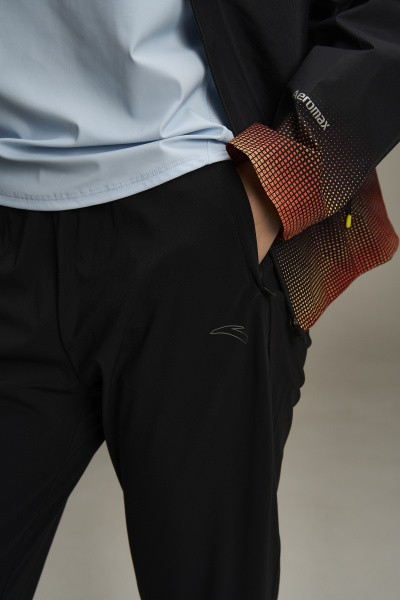   Anta ADVANCED RUNNING