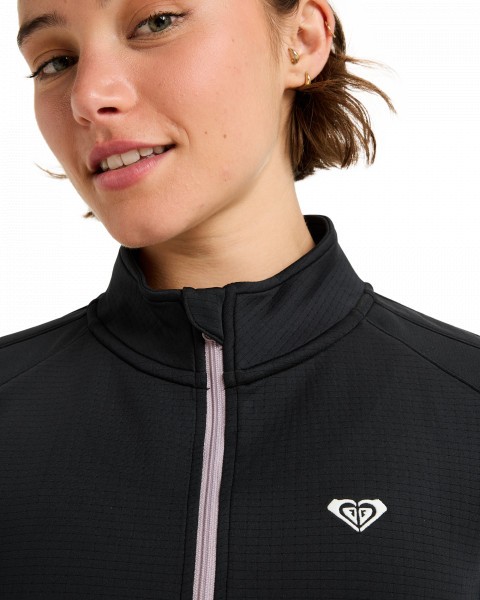 WAVES OF WARMTH TECH TOP