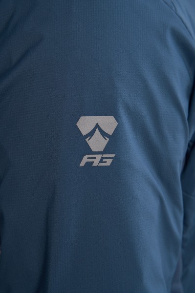 ������ ���������� ANTA Guanjun Mountain Summit Padded Jacket