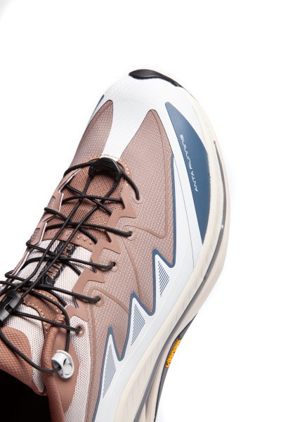    Anta TRAIL RUNNING