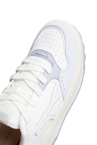 ���� SUNNY WIND