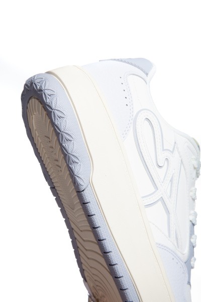 ���� SUNNY WIND