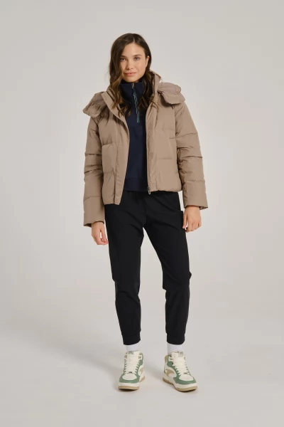 ������� �������� ANTA TRN Down Jacket