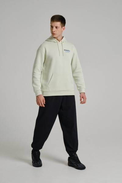 ���� Anta SHOCK 4