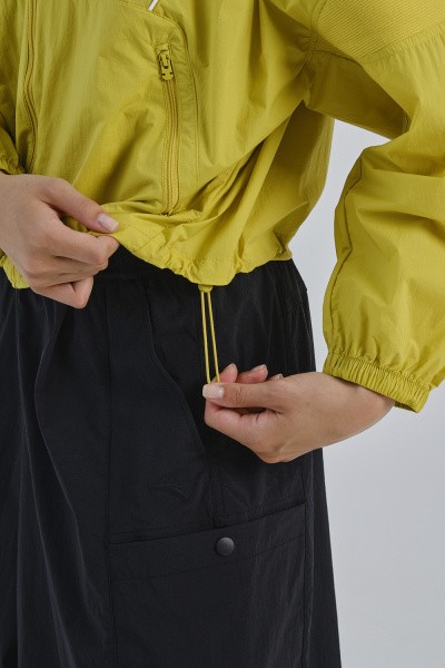 ������ Anta ICONIC Woven Track Top