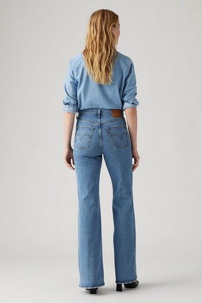 ������ Levi's RIBCAGE BELLS SONOMA WALKS