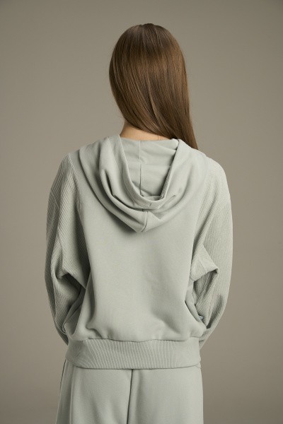 ��������� �� ������ ANTA SKATE KNIT TRACK TOP