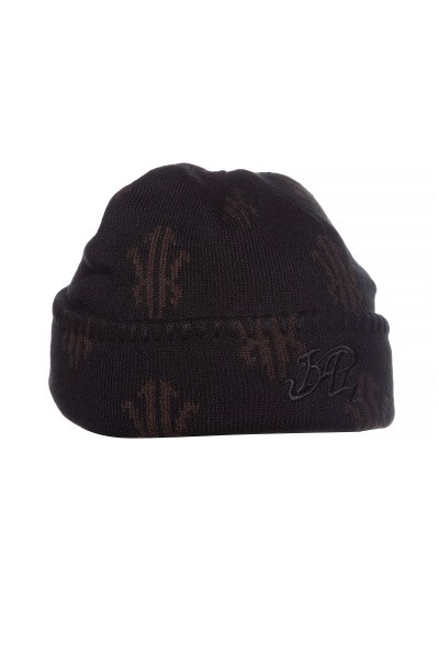 ����� KAI BEANIE
