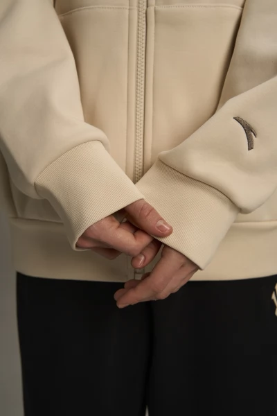��������� �� ������ ���������� ANTA KAI Knit Track Top