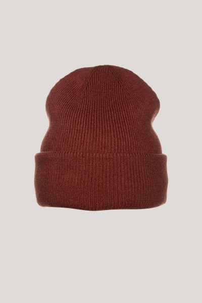 ����� BEANIE