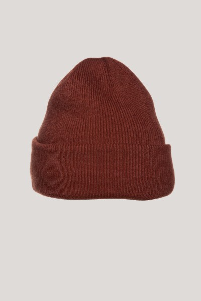 ����� BEANIE