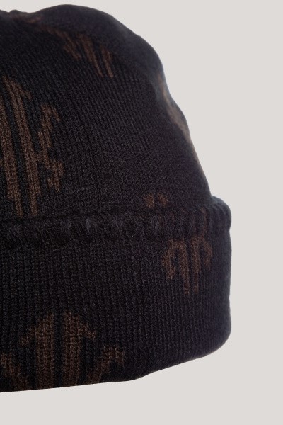 ����� KAI BEANIE