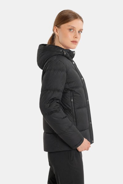 ������� �������� ANTA TRN DOWN JACKET