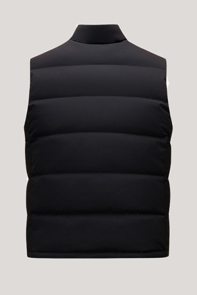 ����� ������� ESSENTIAL DOWN VEST