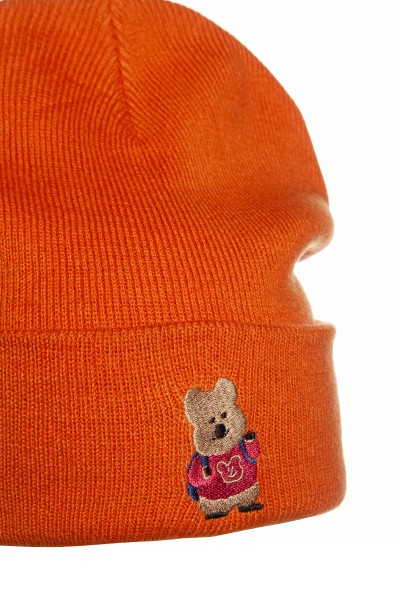 ����� BEANIE