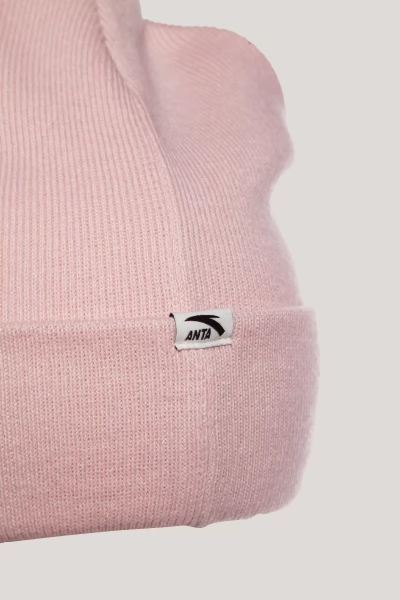 ����� BEANIE