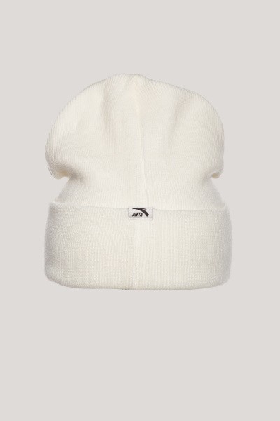 ����� BEANIE
