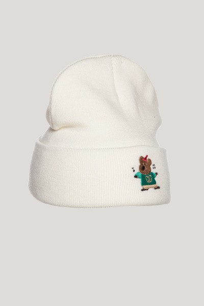 ����� BEANIE