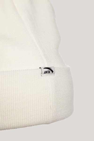 ����� BEANIE