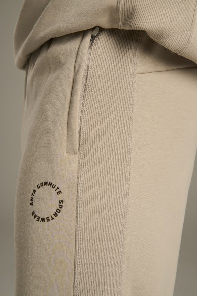 ����� ����������� ���������� COMMUTE KNIT TRACK PANTS