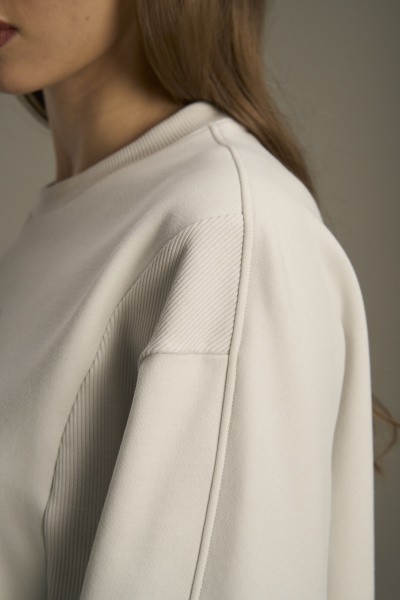 ������� ���������� COMMUTE SWEATSHIRT