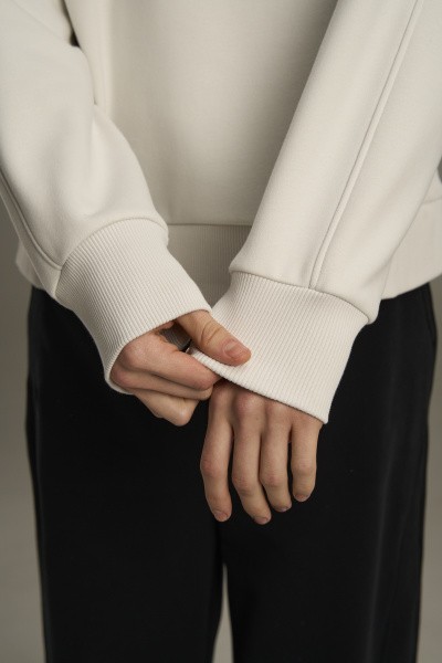 ������� ���������� COMMUTE SWEATSHIRT