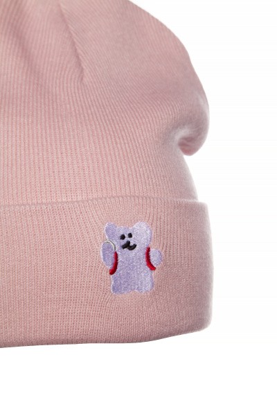 ����� BEANIE