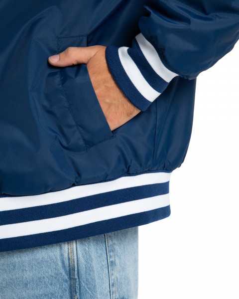 ������ SUBSTITUTE BOMBER