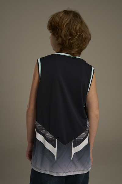   FREE TO DREAM Game Tank