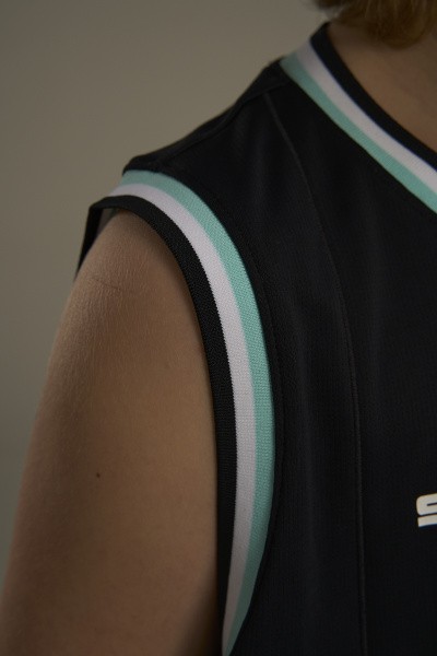   FREE TO DREAM Game Tank