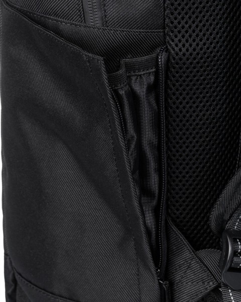 ������ INFINITY SKATE