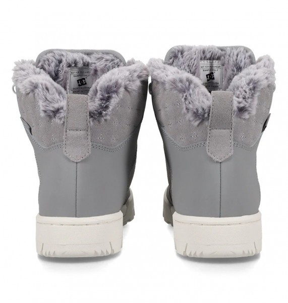 ������� ������� MANTECA 4 BOOT