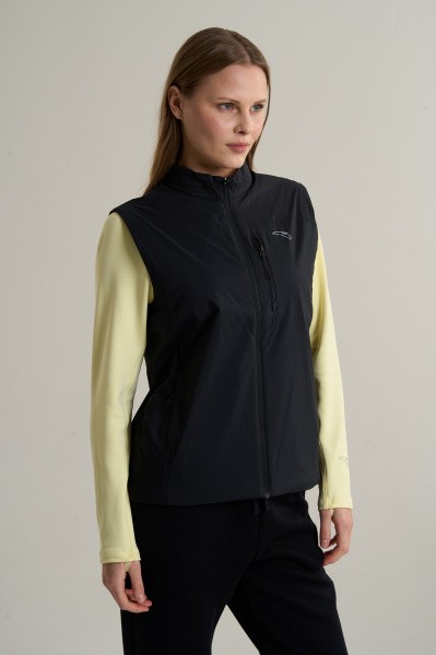 ����� ANTA ANTA RUNNING Woven Vest