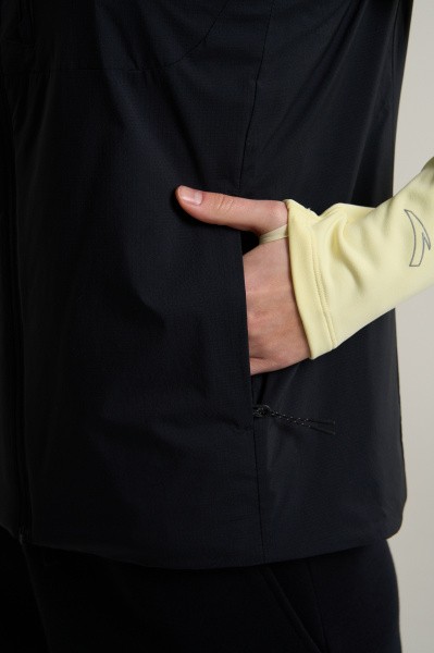 ����� ANTA ANTA RUNNING Woven Vest