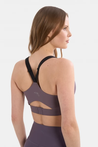 ��� ANTA RUNNING Sports Bra