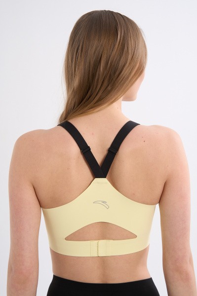 ��� ANTA ANTA RUNNING Sports Bra