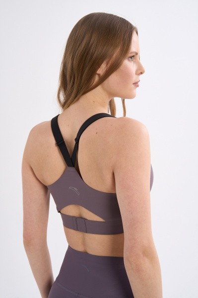 ��� ANTA ANTA RUNNING Sports Bra