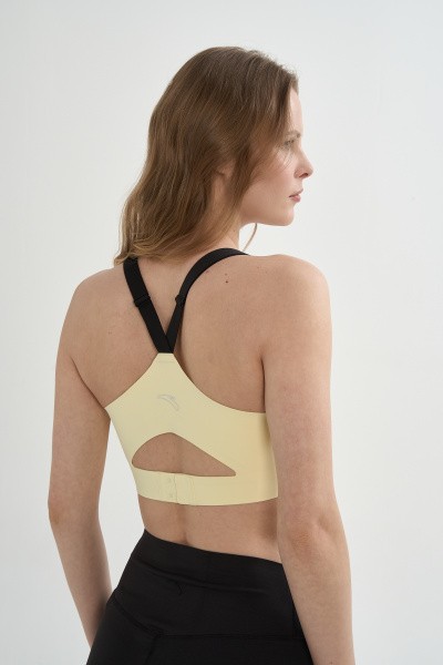 ��� ANTA ANTA RUNNING Sports Bra