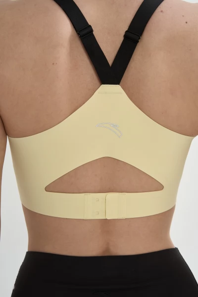 ��� ANTA RUNNING Sports Bra