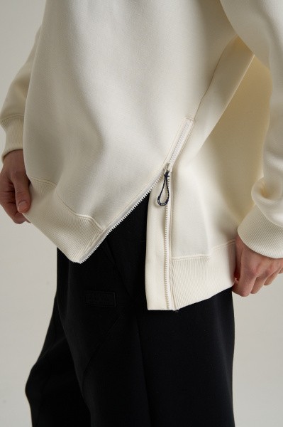 ������� ANTA ANTA SKATE Sweatshirt