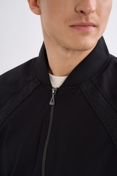 ������ ANTA ICONIC Mercerized Velvet Jacket