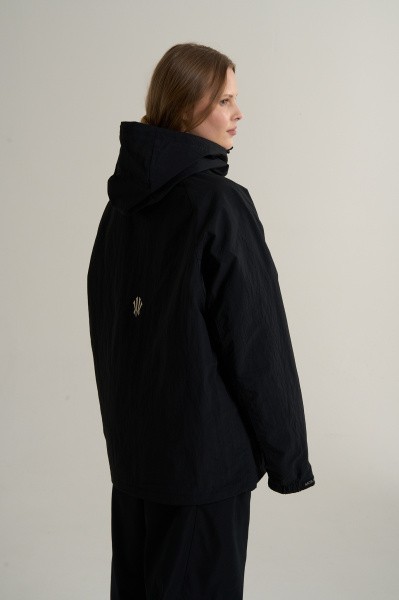 �������� ANTA KAI Woven Track Top