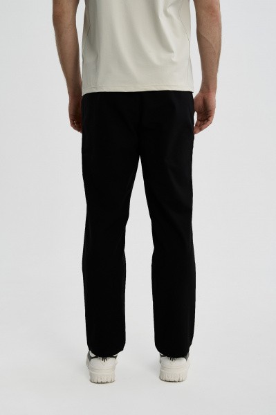 ����� ����������� ANTA TRN Woven Track Pants