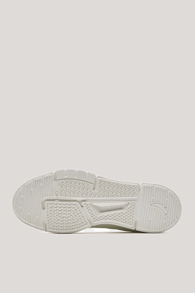 ���� ANTA BREEZELEA
