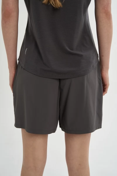 ����� ����������� Anta RUNNING Woven Shorts