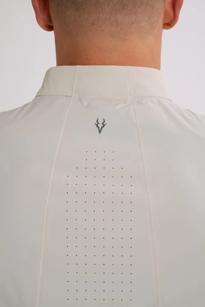 ����� Anta RUNNING Woven Vest